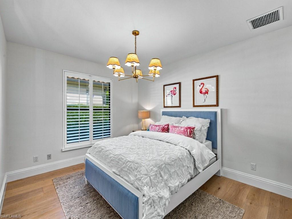 WILSHIRE LAKES - Residential