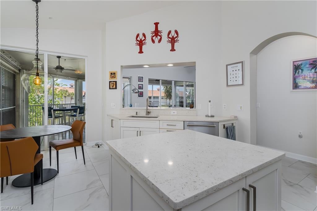 CORAL BAY II - Residential Lease