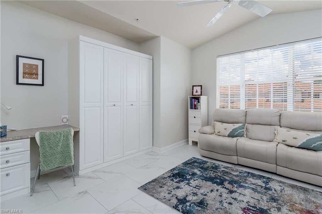 CORAL BAY II - Residential Lease