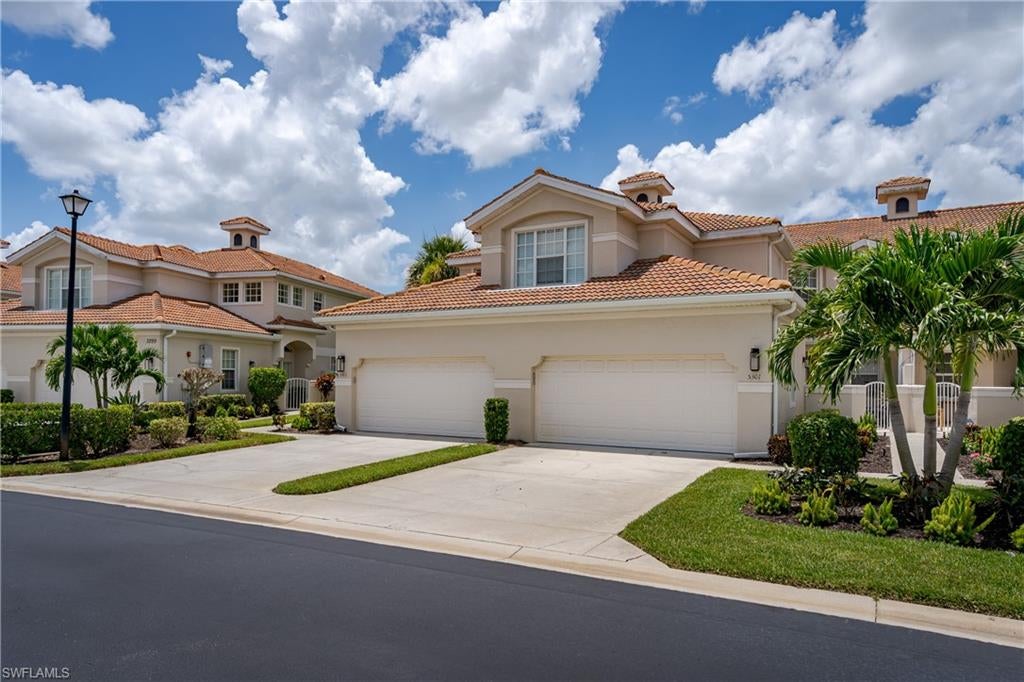 CORAL BAY II - Residential Lease