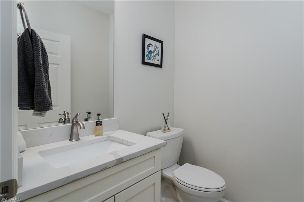 CORAL BAY II - Residential Lease