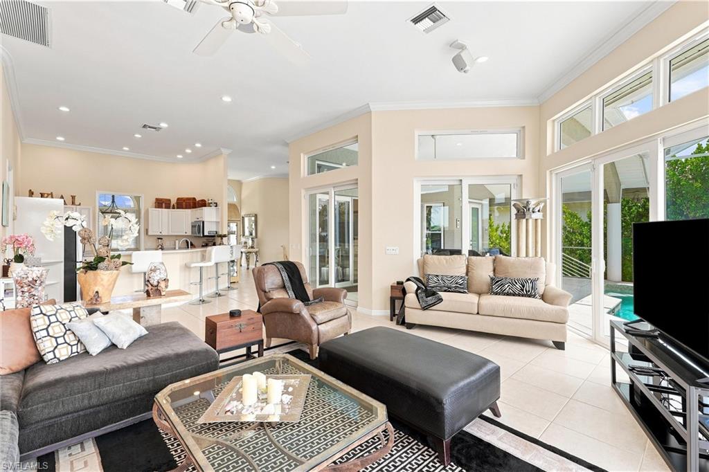 MARCO BEACH - Residential Lease