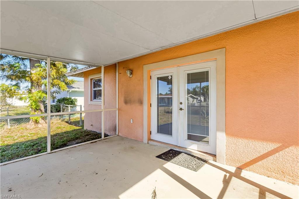 FORT MYERS SHORES - Residential