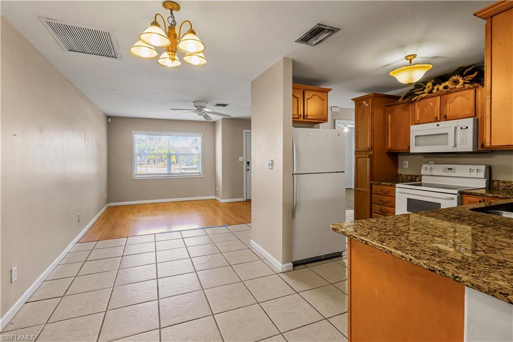 FORT MYERS SHORES - Residential