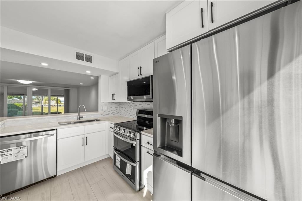 BOARDWALK CAPER - Residential