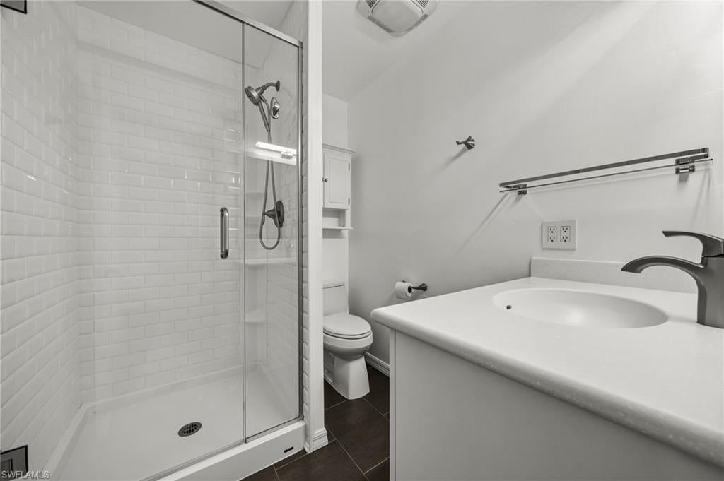 BOARDWALK CAPER - Residential