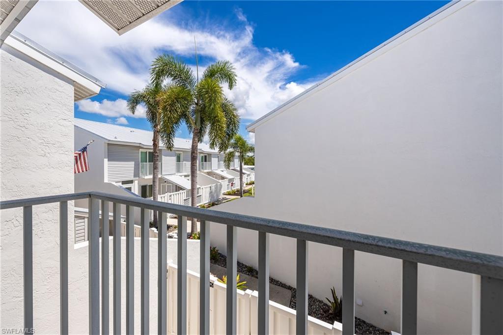 BOARDWALK CAPER - Residential