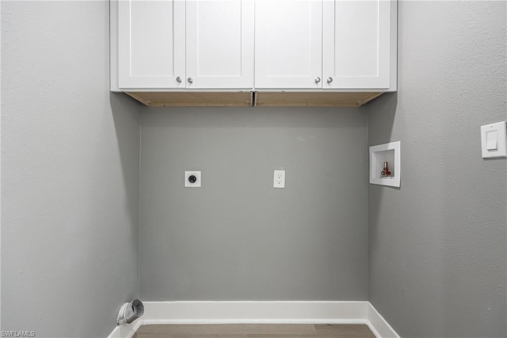 BOARDWALK CAPER - Residential