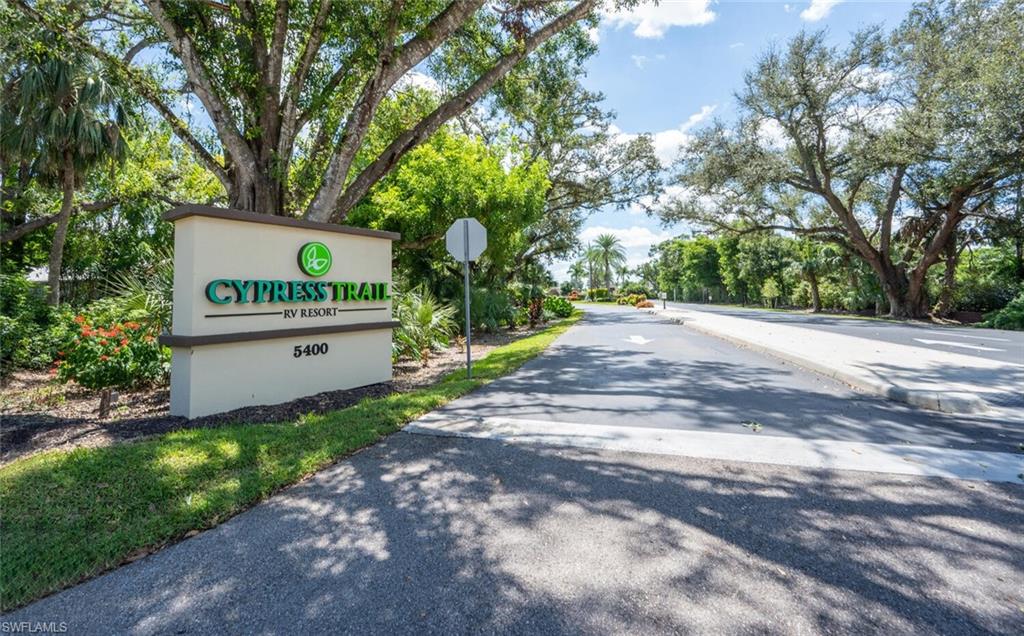 CYPRESS TRAIL RV RESORT - Land