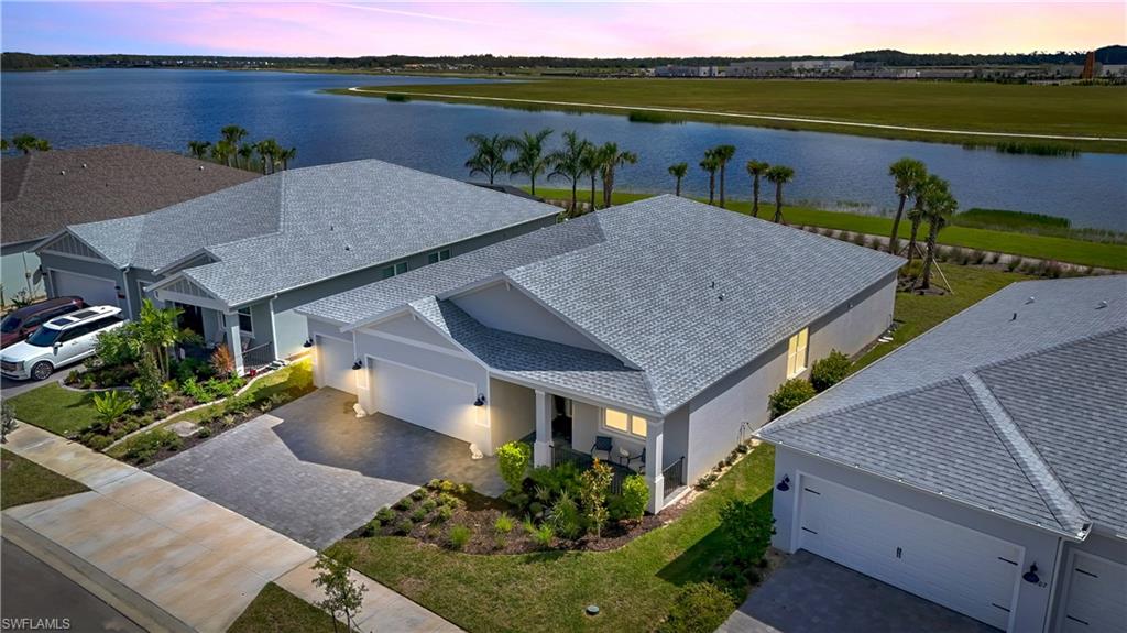 CRESCENT LAKES - Residential