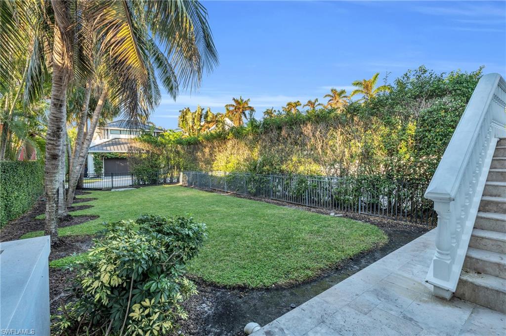 OLDE NAPLES - Residential Lease