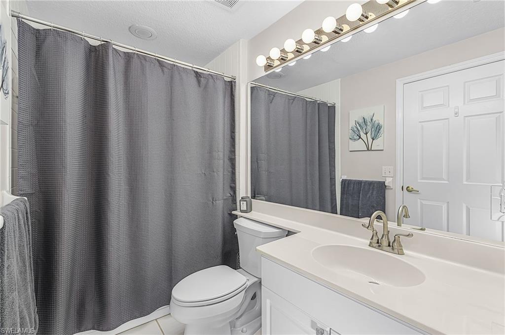 LAS BRISAS AT SPANISH WELLS - Residential