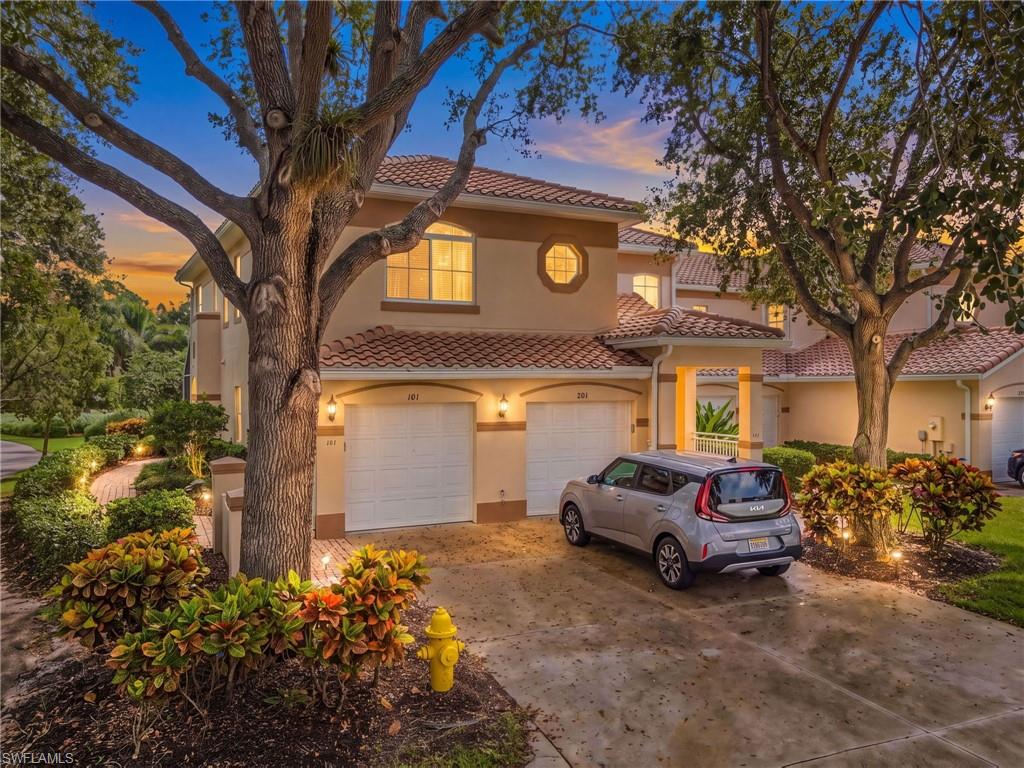 LAS BRISAS AT SPANISH WELLS - Residential