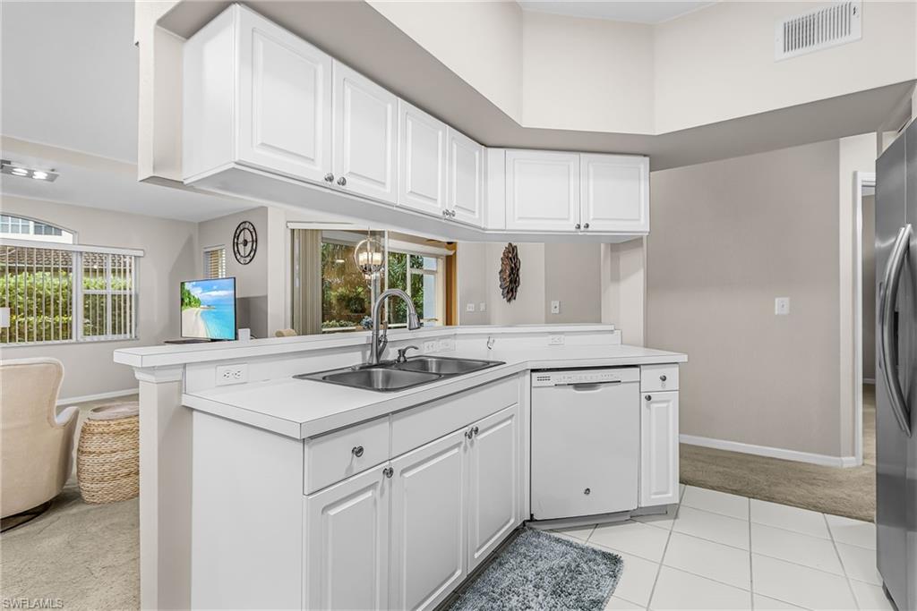 LAS BRISAS AT SPANISH WELLS - Residential