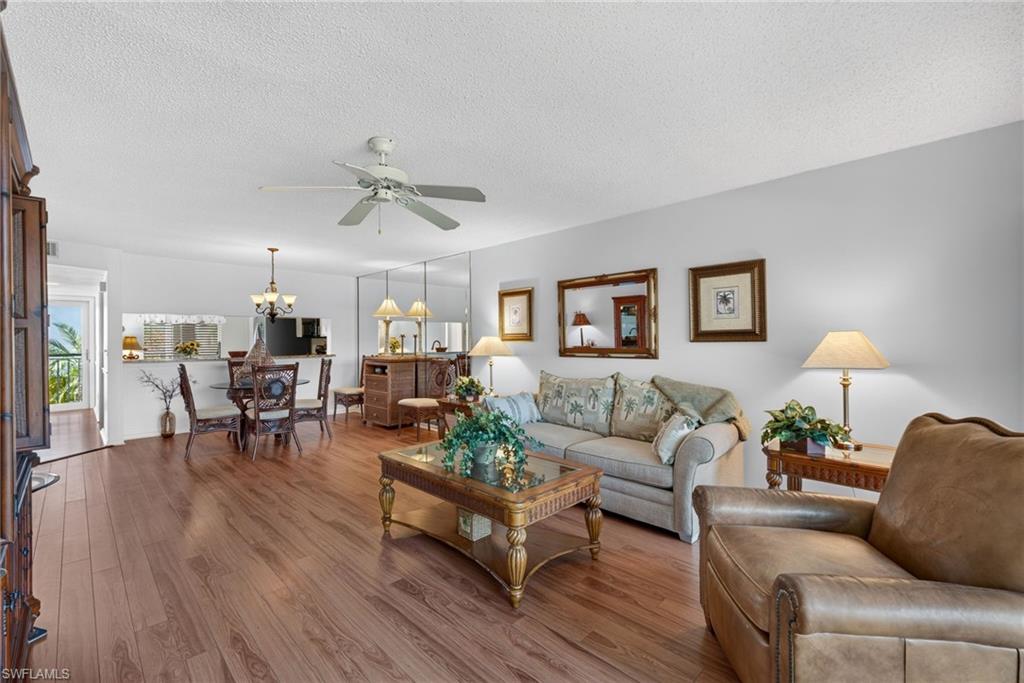 CHATHAM SQUARE - Residential