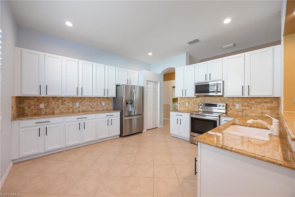 MARBELLA AT SPANISH WELLS - Residential