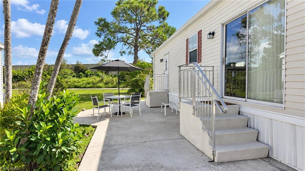 ISLAND CLUB AT CORKSCREW WOODLANDS - Residential