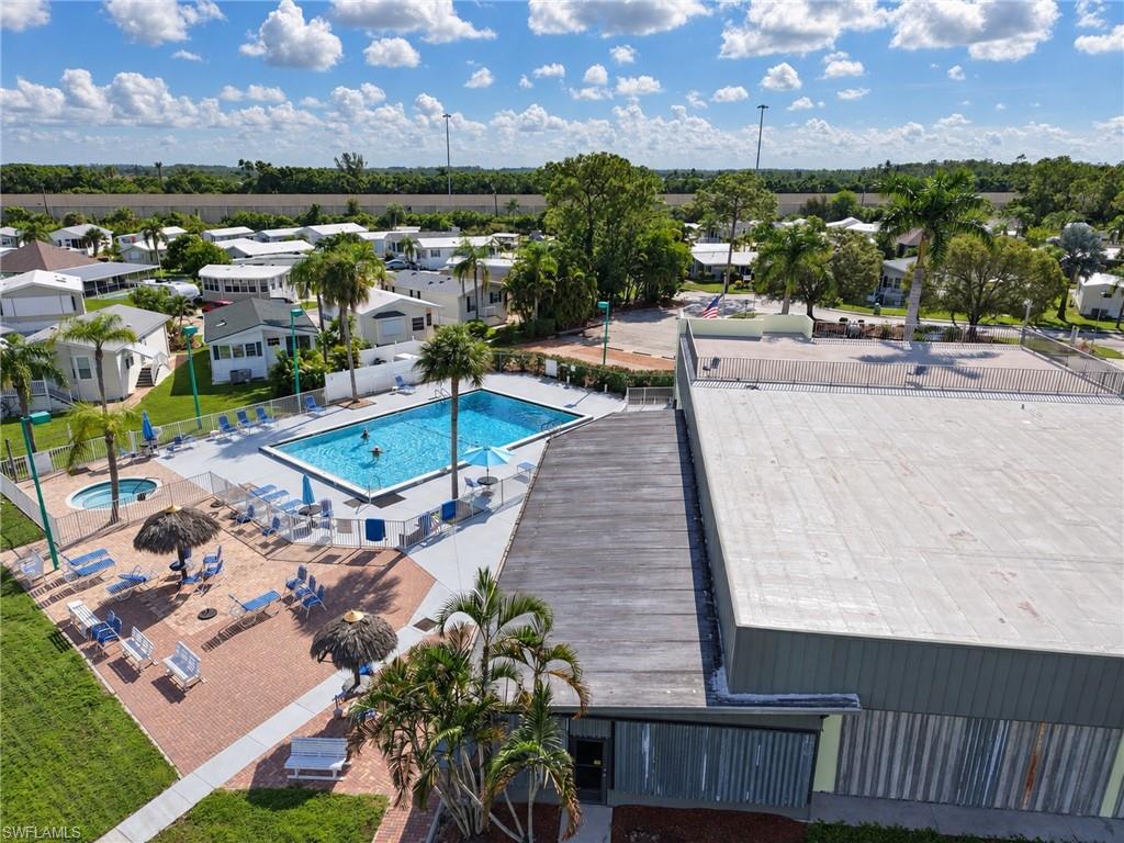 ISLAND CLUB AT CORKSCREW WOODLANDS - Residential
