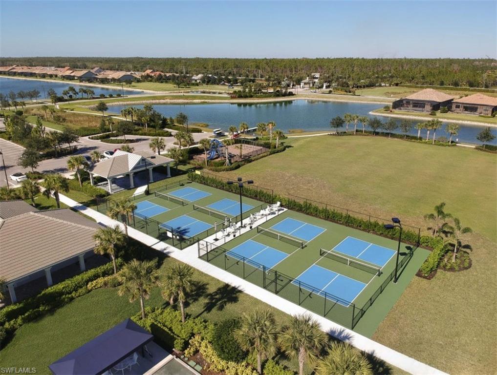 CORKSCREW SHORES - Residential