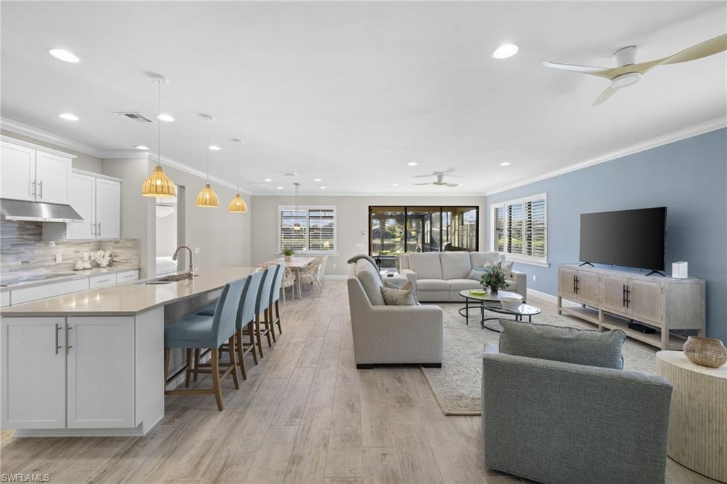 CORKSCREW SHORES - Residential