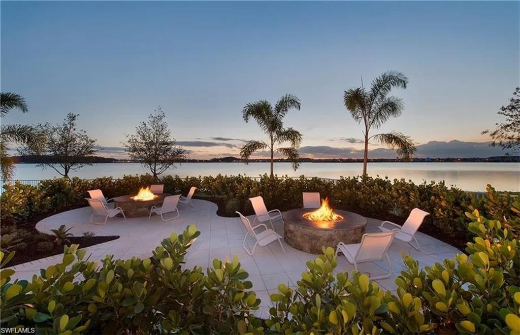 CORKSCREW SHORES - Residential