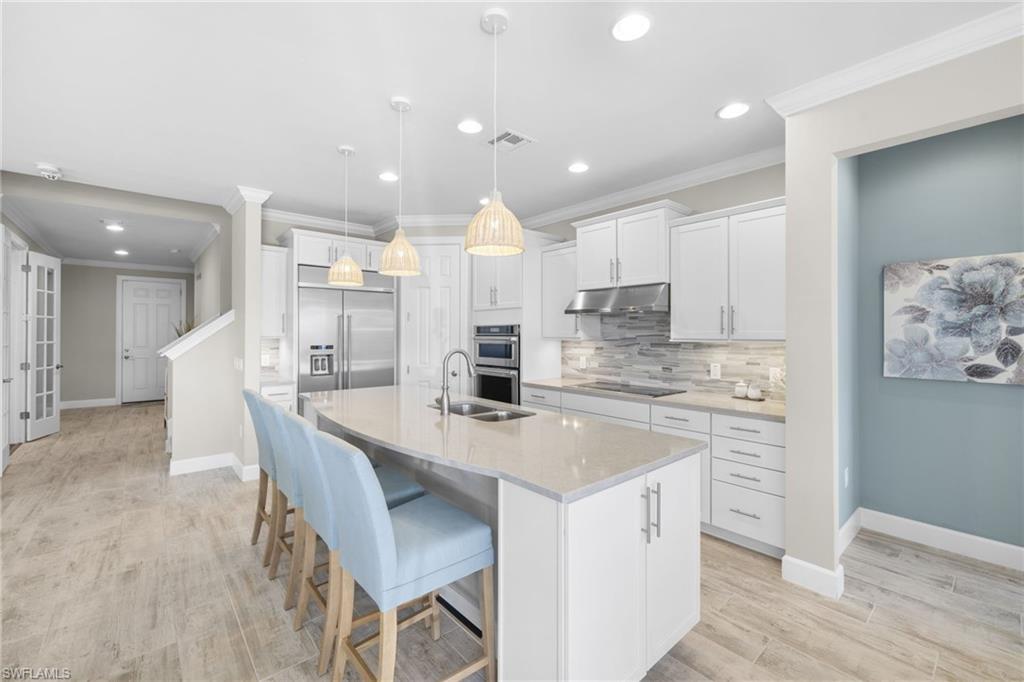 CORKSCREW SHORES - Residential