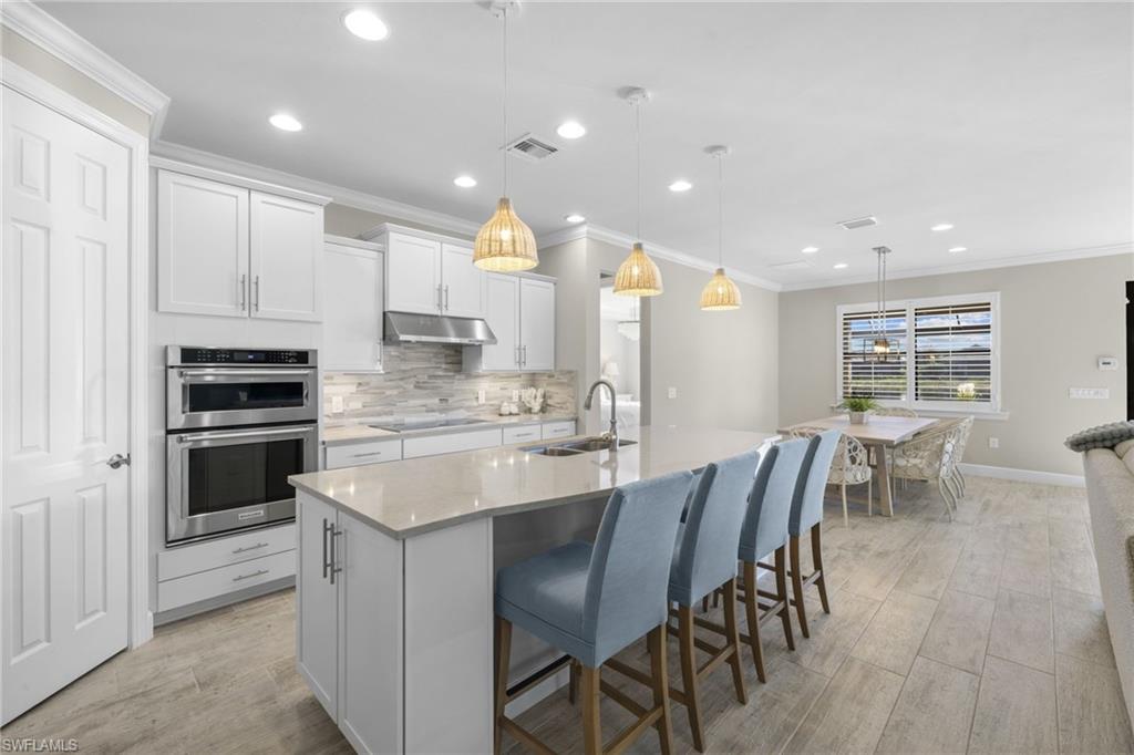 CORKSCREW SHORES - Residential