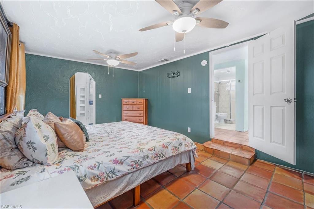 MOORE HAVEN - Residential
