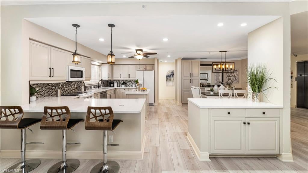 HARBOR PLACE - Residential