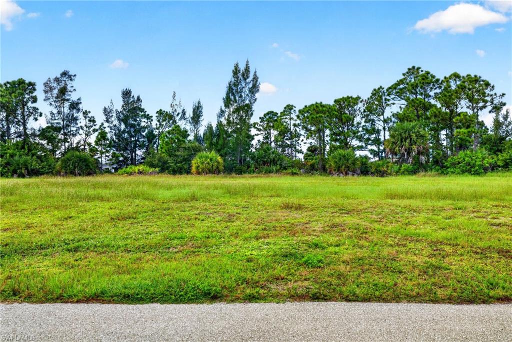 CAPE CORAL - Land
