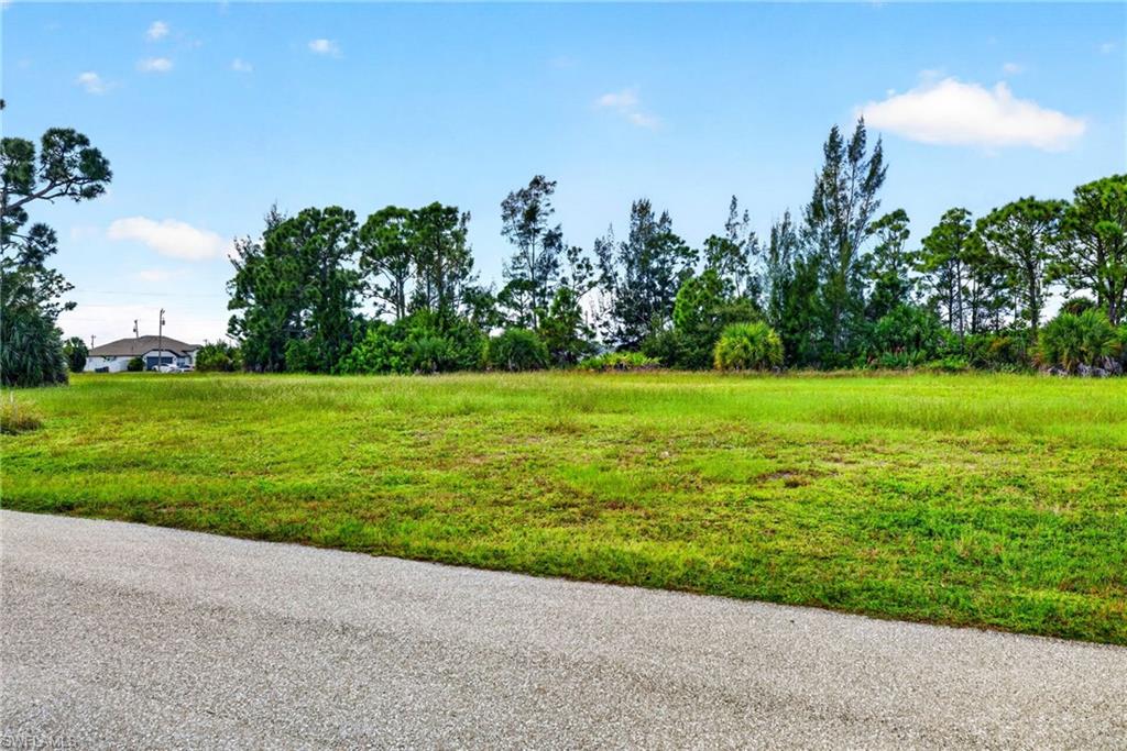 CAPE CORAL - Land