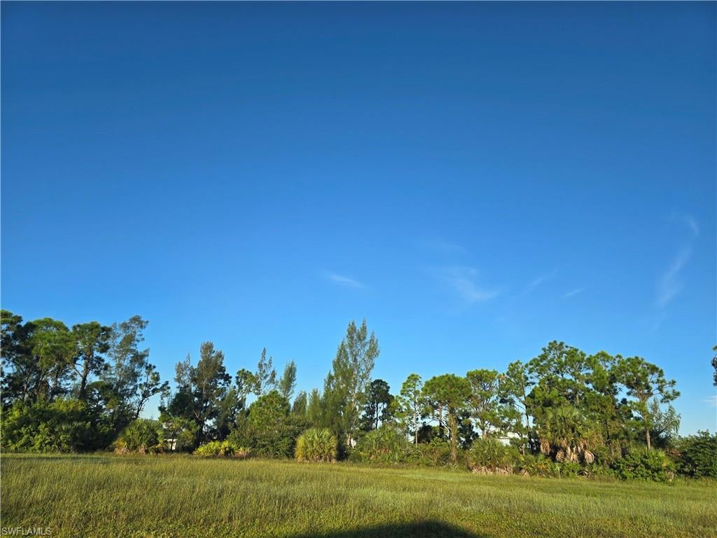 CAPE CORAL - Land