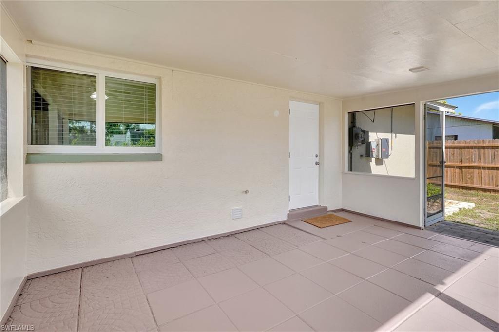 FORT MYERS SHORES - Residential