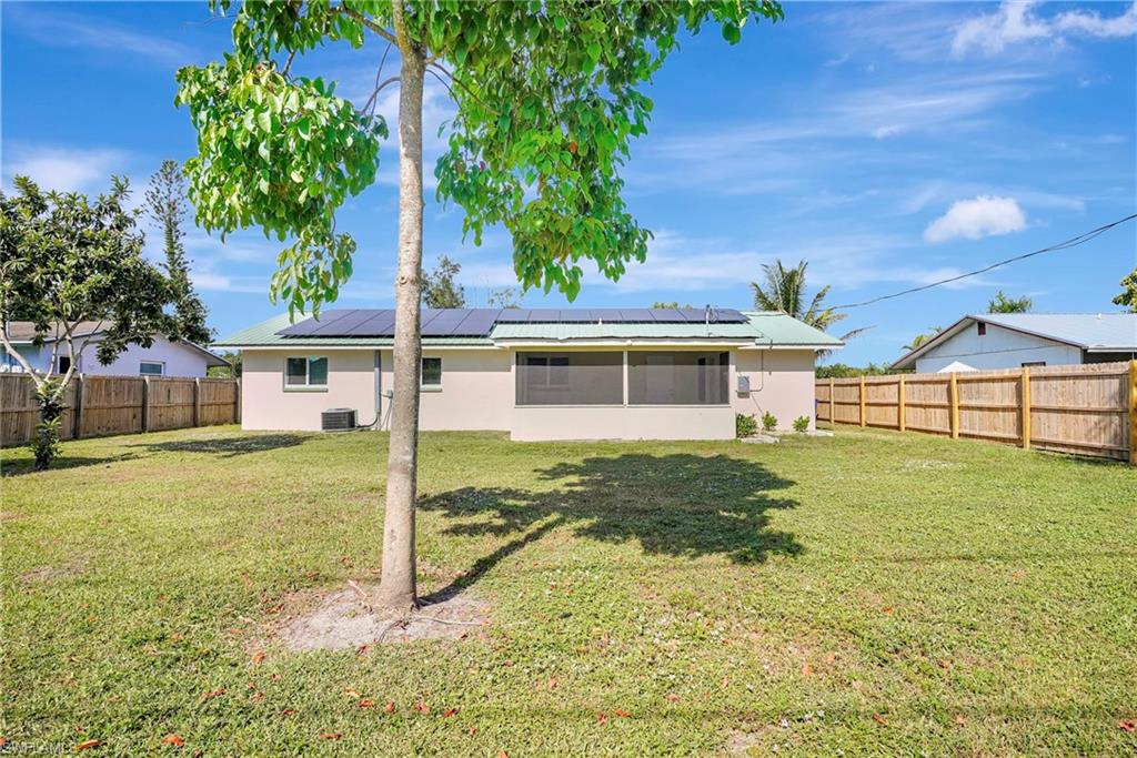 FORT MYERS SHORES - Residential