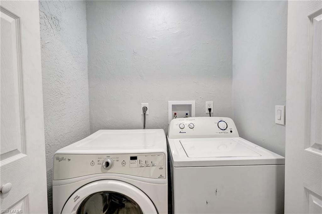 FORT MYERS SHORES - Residential