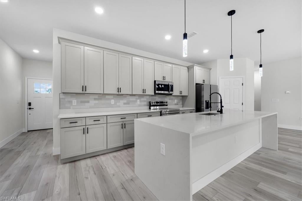 SUN N LAKES - Residential
