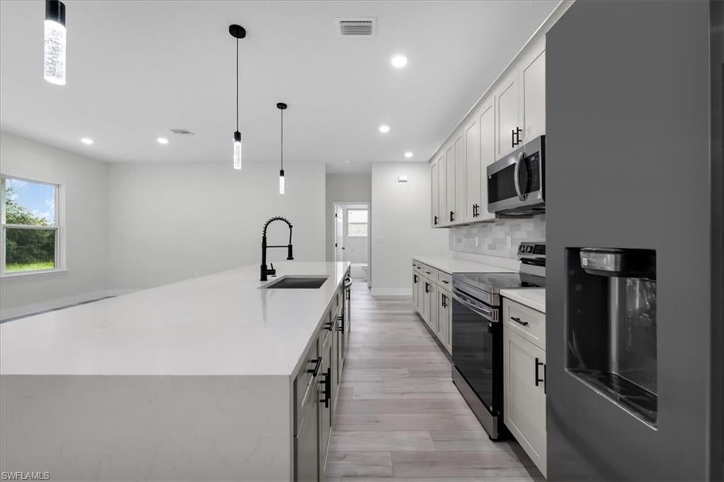 SUN N LAKES - Residential