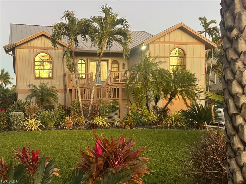 HARBOUR COTTAGES - Residential