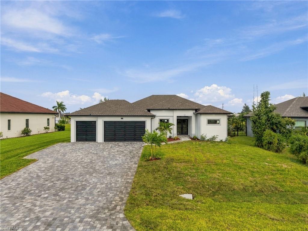 CAPE CORAL - Residential