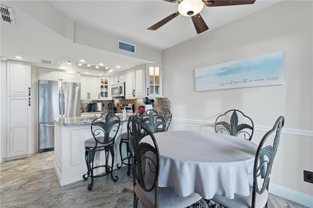 SAFETY HARBOR CLUB - Residential