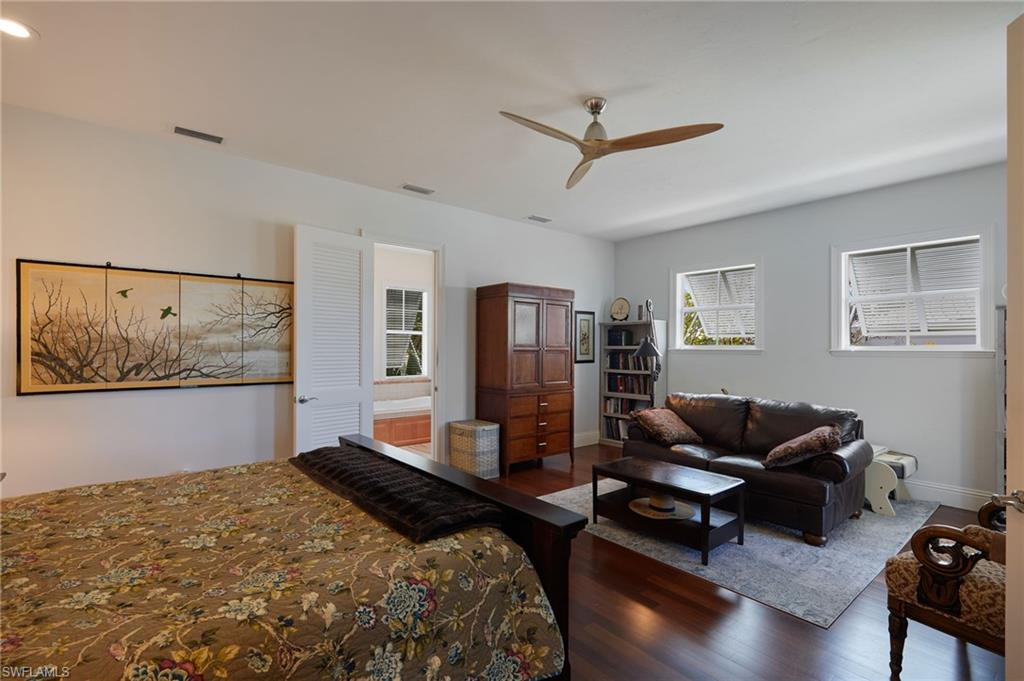 CAPTAINS COVE - Residential