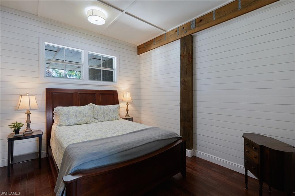 CAPTAINS COVE - Residential