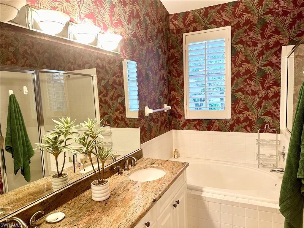 HARBOR LAKES - Residential Lease