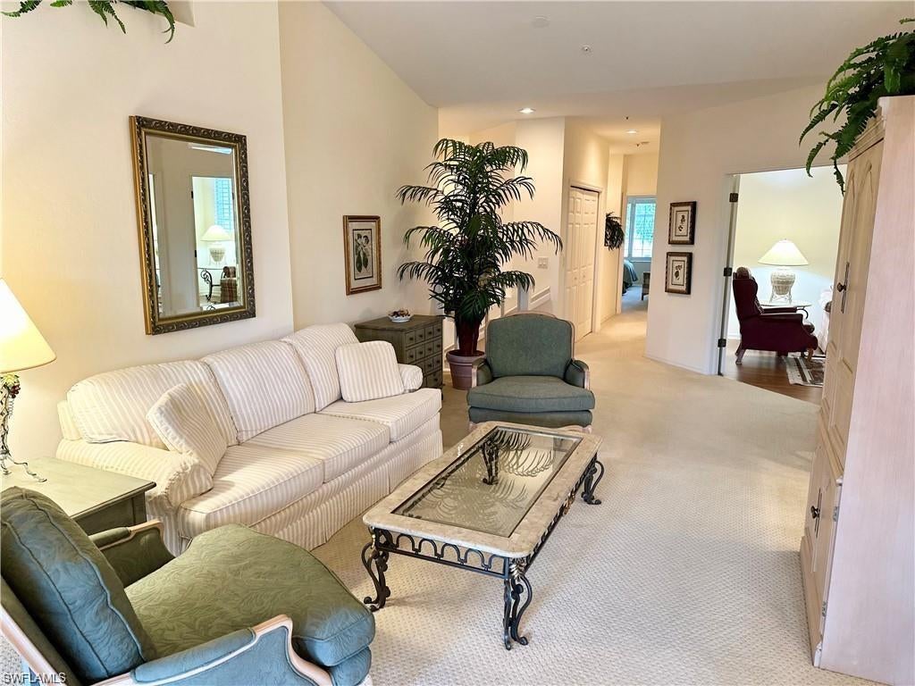 HARBOR LAKES - Residential Lease