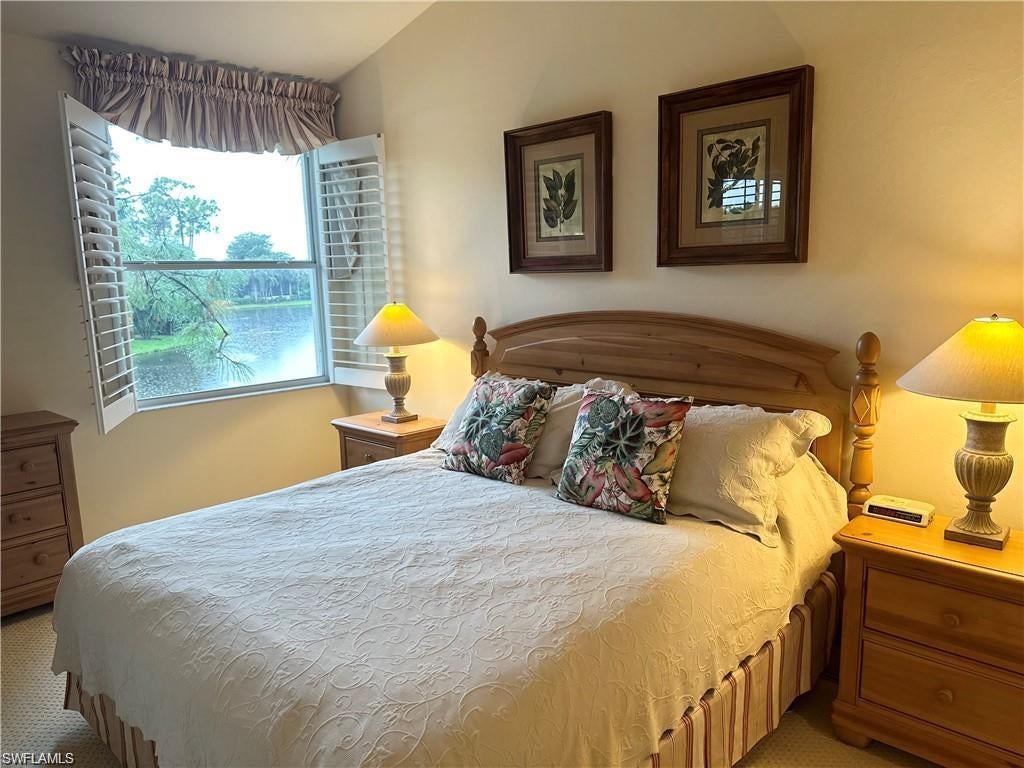 HARBOR LAKES - Residential Lease