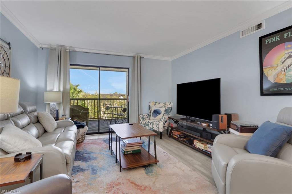 CENTRE COURT CONDO - Residential Lease