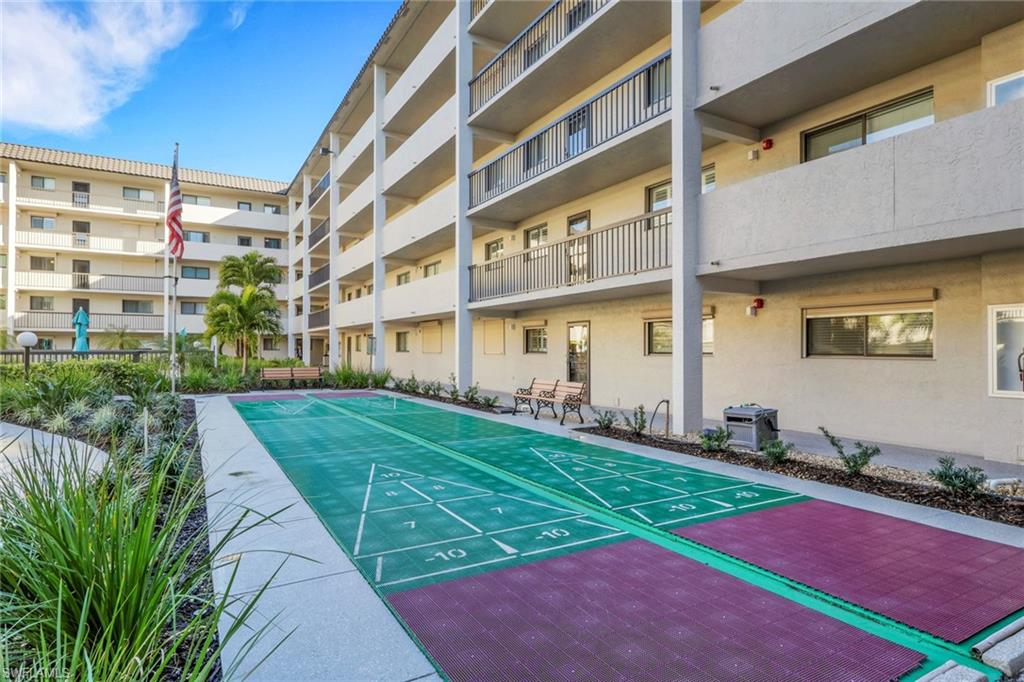 CENTRE COURT CONDO - Residential Lease