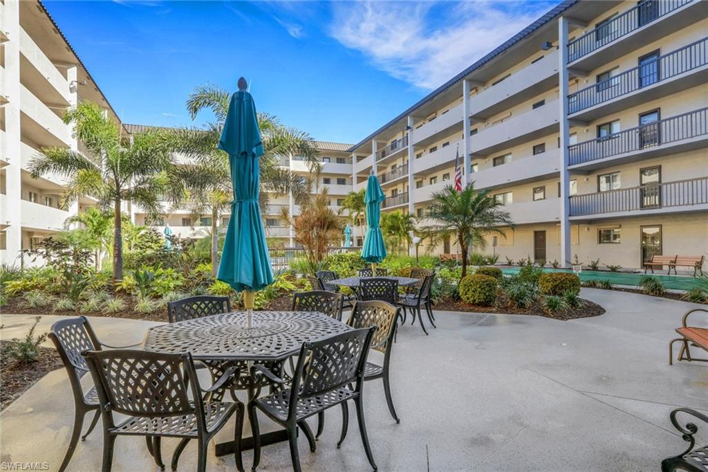 CENTRE COURT CONDO - Residential Lease