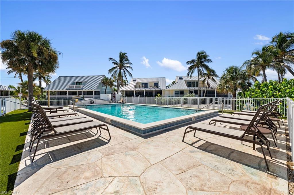 BEACH HOMES - Residential
