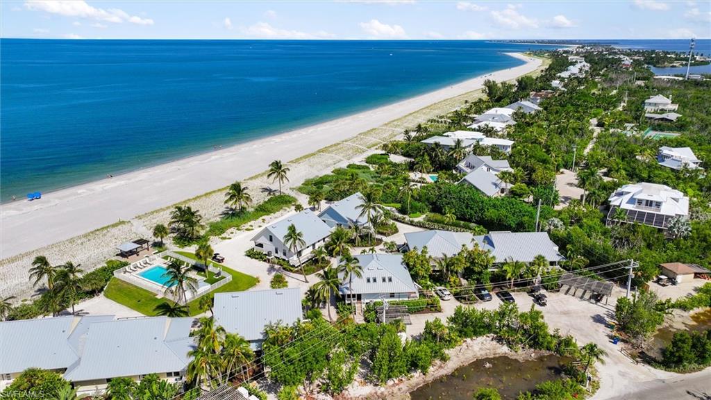 BEACH HOMES - Residential